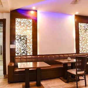 Hotel Grand In Near Vaishali Metro Station